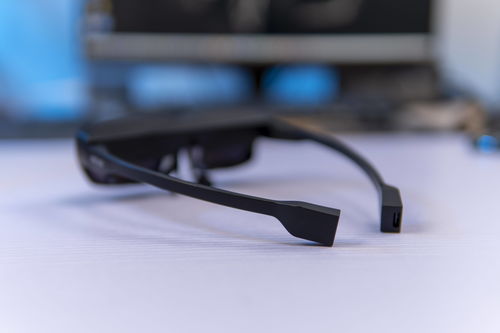 替代手机的“未来”已来 体验Mad Gaze Glow Plus智能眼镜